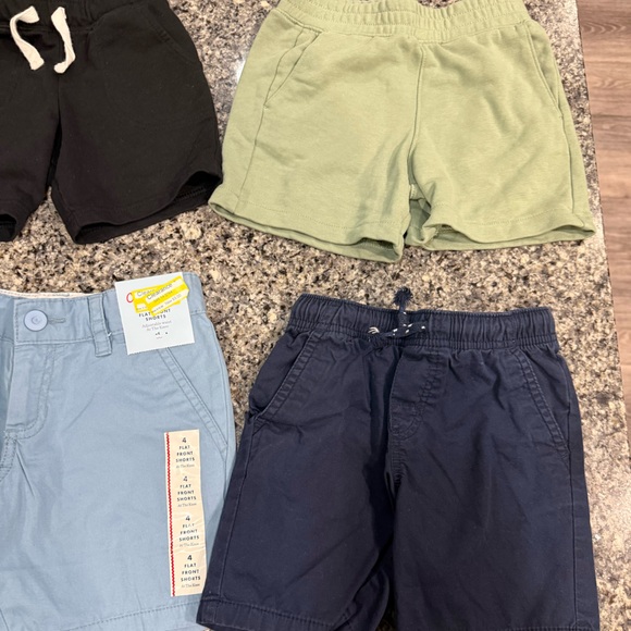 Boys 4T Short Bundle - Picture 7 of 7